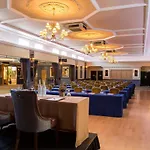 Ballygarry Estate & 4*