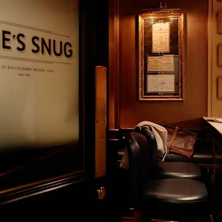 Ballygarry Estate & فندق ترالي