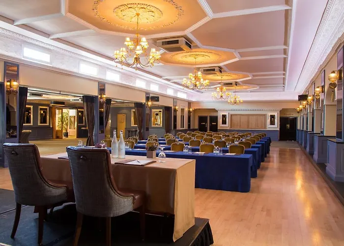 Ballygarry Estate & 4*